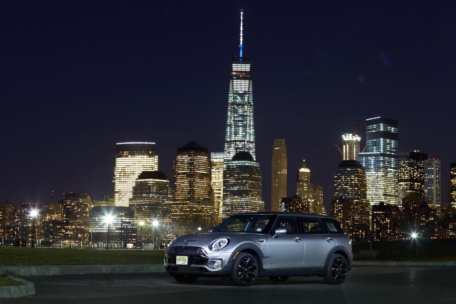  Mini Cooper S Clubman ALL4 2016 года  (US) (фото 16 из 20)